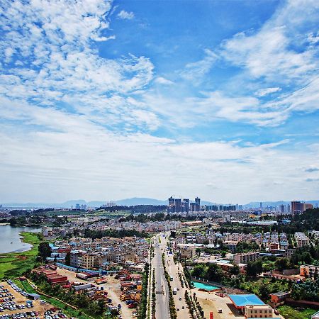 Howard Johnson Flower City Hotel Kunming Zewnętrze zdjęcie