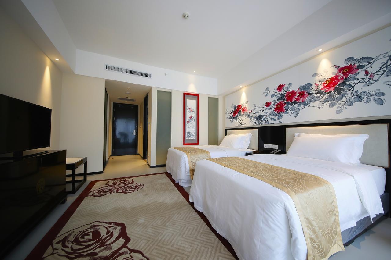 Howard Johnson Flower City Hotel Kunming Zewnętrze zdjęcie