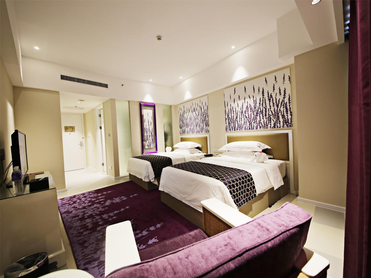 Howard Johnson Flower City Hotel Kunming Zewnętrze zdjęcie