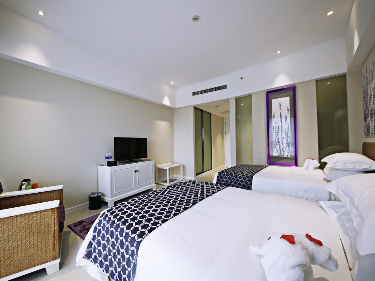 Howard Johnson Flower City Hotel Kunming Zewnętrze zdjęcie