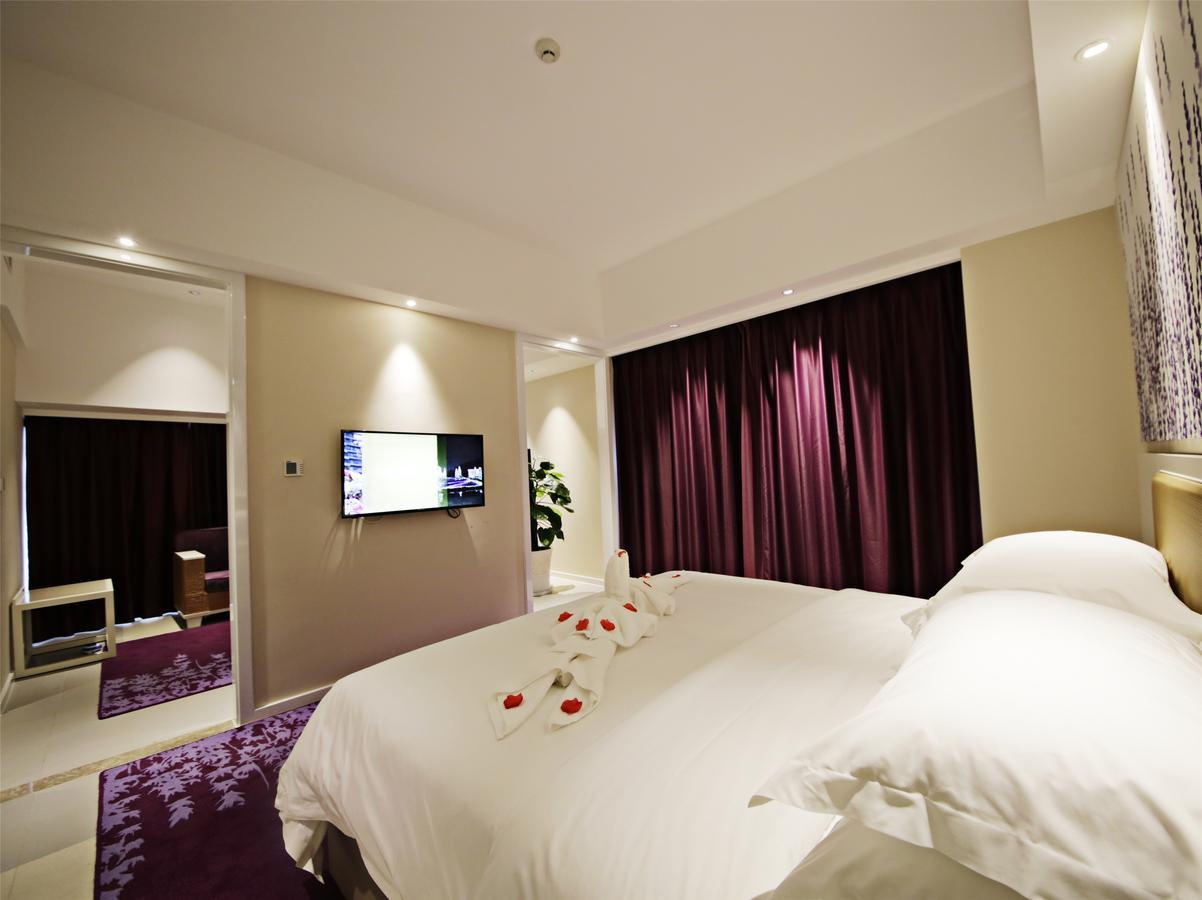 Howard Johnson Flower City Hotel Kunming Zewnętrze zdjęcie