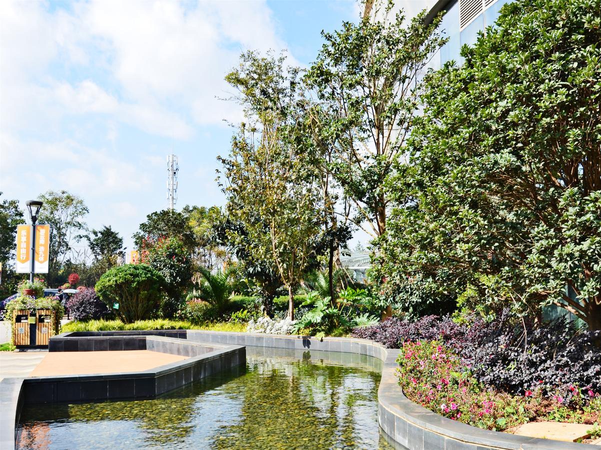Howard Johnson Flower City Hotel Kunming Zewnętrze zdjęcie
